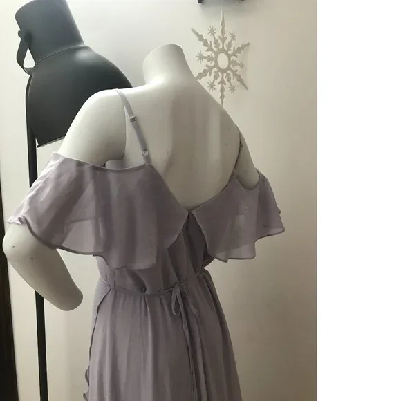 Le Chateau PLUS SIZE Dusty Lilac Purple Wedding Asymmetrical Gown Maxi Dress - Picture 4 of 5